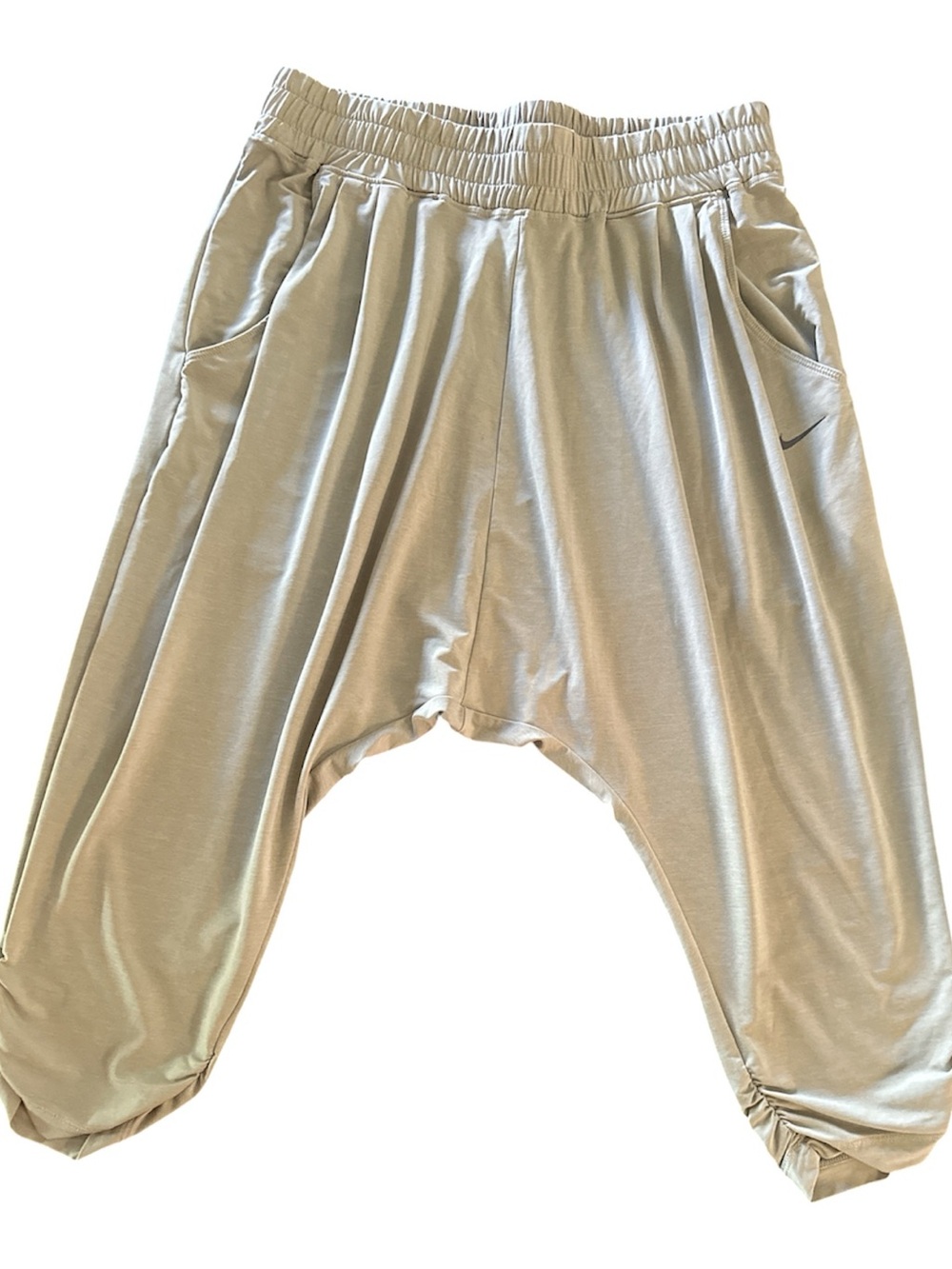 Nike silver Dri Fit Harem-Style Joggers/yoga pant SZ S